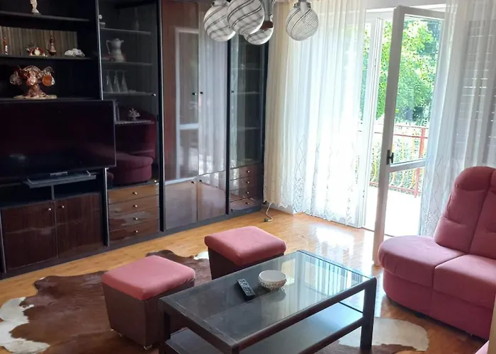 Apartmaji Vrabec بورتوروز